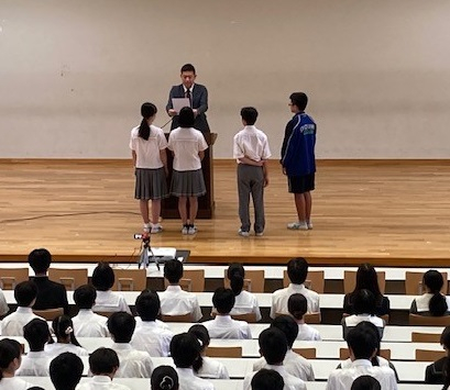 060930 中学全校集会 (2)